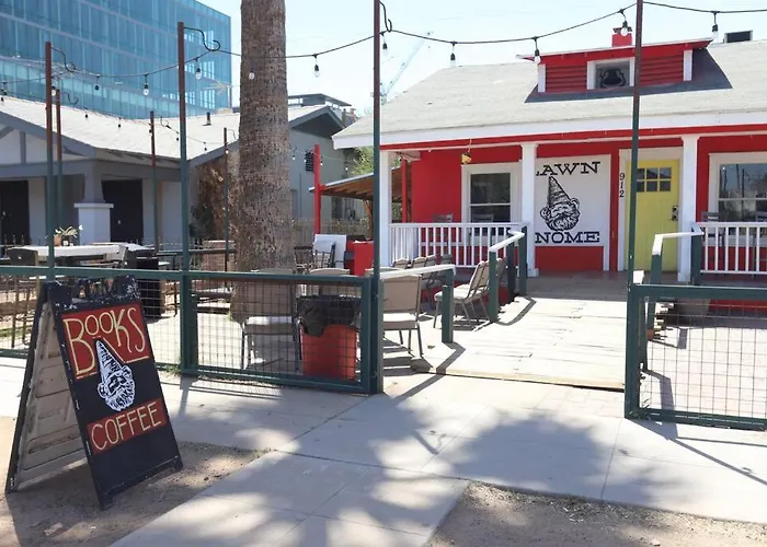 Walkable Dtph W/ Pool And Parking Apartment Phoenix